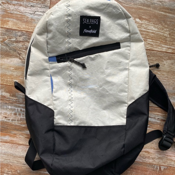SeaBags Maine Handbags - SeaBags x Flowfold backpack